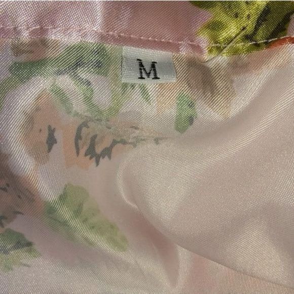 Inner Most‎ Pink Floral Satin Kimono Duster robe - Picture 7 of 7